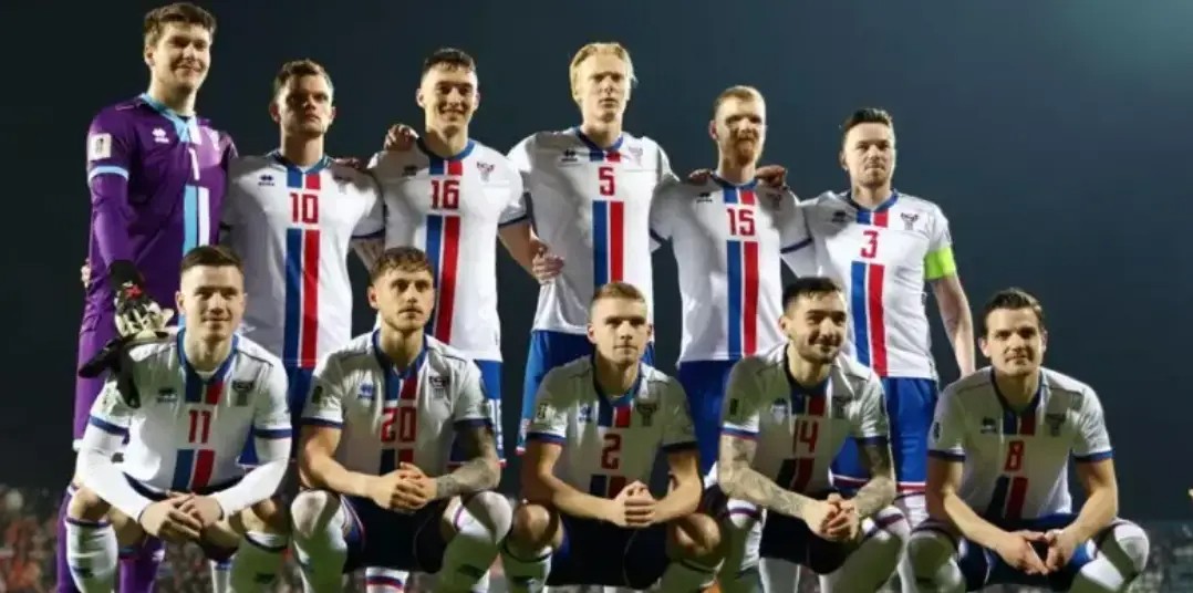 一群木工、电工、教师和卖披萨的,依然在向着世界杯冲锋